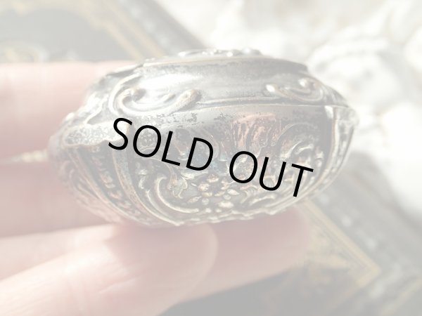 画像8: 【ミラー付きロカイユ装飾ピルケース】フランス・アンティーク＆ヴィンテージ品 (8)