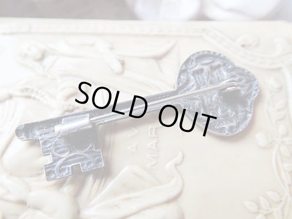 画像6: 【天国の鍵ブローチ】【ランス・ノートルダム大聖堂】フランス・アンティーク＆ヴィンテージ聖品 (6)