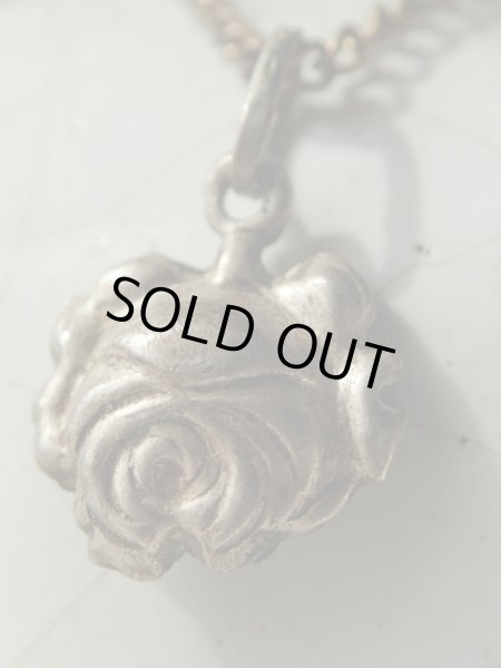 画像2: 【薔薇型】【裏面エナメルメダイ】フランス・アンティーク＆ヴィンテージメダイ (2)