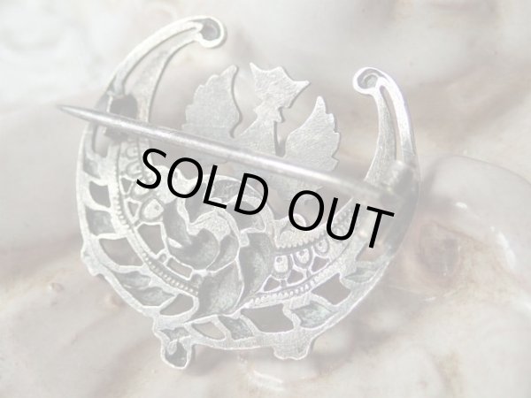画像6: 【王冠鷲とロレーヌ十字】【半月型透かし装飾ブローチ】フランス・アンティーク＆ヴィンテージ聖品 (6)