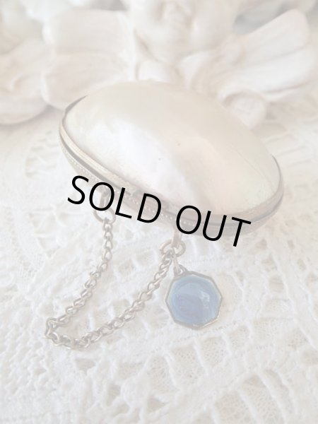 画像3: 【白蝶貝製卵型ロザリオケース】【チェーンとブルーエナメルメダイ付】フランス・アンティーク＆ヴィンテージ聖品 (3)