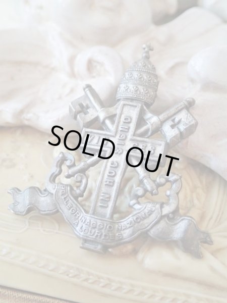 画像2: 【聖地ルルド巡礼記念】【教皇紋章ブローチ】イタリア・アンティーク＆ヴィンテージ聖品 (2)