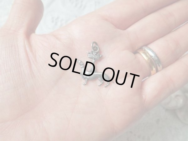 画像11: I様ご予約品【ブルターニュ紋章シンボルエルミーヌ】【王冠を被ったオコジョ】【シルバー製チャーム】フランス・アンティーク＆ヴィンテージ品 (11)