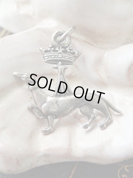 画像2: I様ご予約品【ブルターニュ紋章シンボルエルミーヌ】【王冠を被ったオコジョ】【シルバー製チャーム】フランス・アンティーク＆ヴィンテージ品 (2)