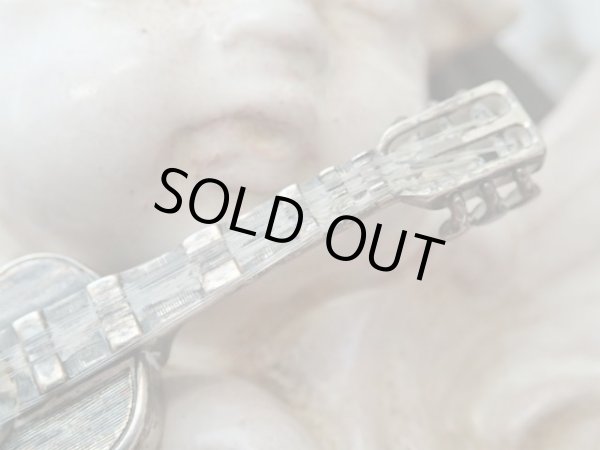 画像8: 【シルバー925製ミニチュア楽器】【スタンド付きギター】イタリア・アンティーク＆ヴィンテージ品 (8)