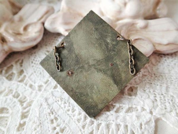 画像3: 【幼きイエスの聖テレーズ】【プレートペンダントトップ】フランス・アンティーク＆ヴィンテージ聖品 (3)