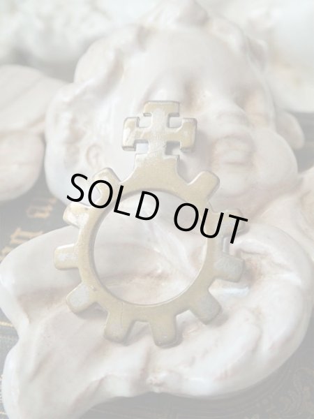 画像2: 【指ロザリオ】【松葉杖十字凸形】【真鍮にシルバー色金属メッキ】イタリア・アンティーク＆ヴィンテージロザリオ (2)