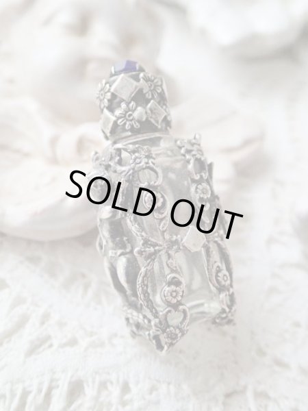 画像8: 【キューピッドと透かし細工】【ローズカットブルーガラス付蓋香水瓶】【パフュームボトル】フランス・アンティーク＆ヴィンテージ品 (8)