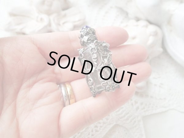 画像13: 【キューピッドと透かし細工】【ローズカットブルーガラス付蓋香水瓶】【パフュームボトル】フランス・アンティーク＆ヴィンテージ品 (13)