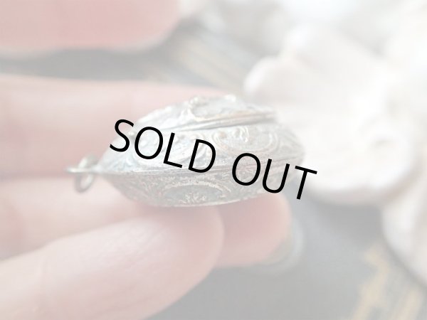 画像9: 【ミラー付ミニパウダーケース】【パフ付き】【シャトレーヌ先端用】フランス・アンティーク＆ヴィンテージ品 (9)