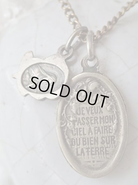 画像4: 【幼きイエスの聖テレーズとバラ型テレーズメダイ2点セット】フランス・アンティーク＆ヴィンテージメダイ (4)