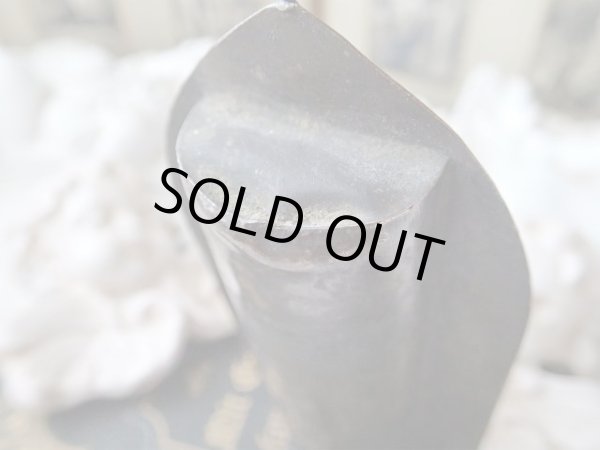 画像16: 【観音開き携帯用小祭壇】【フルールドリス文様ルルドの聖母透かし扉バージョン】フランス・アンティーク＆ヴィンテージ聖品 (16)