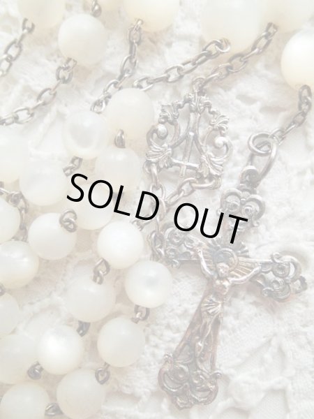画像9: 【白蝶貝大珠】【シルバー】【透かしクロスと透かし聖母モノグラムセンターメダイ】フランス・アンティーク＆ヴィンテージロザリオ (9)