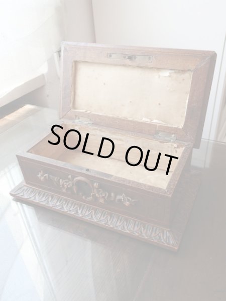 画像4: 【ブラックフォレストスタイル立体花彫刻木製ジュエリーボックス】【1900年初期】フランス・アンティーク＆ヴィンテージ品 (4)