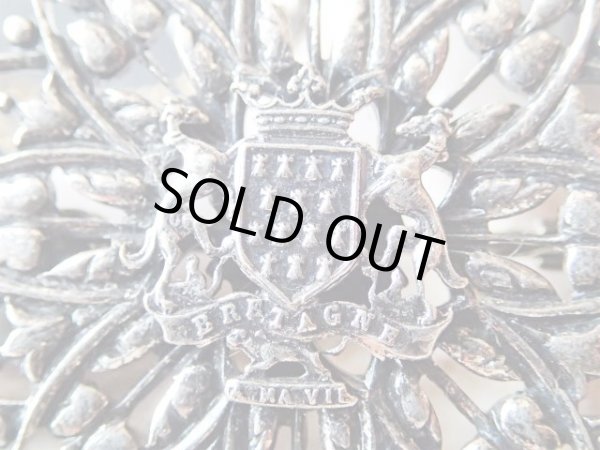 画像7: 【ブルターニュ紋章】【透かし細工ブローチ兼ペンダントトップ】フランス・アンティーク＆ヴィンテージ品 (7)