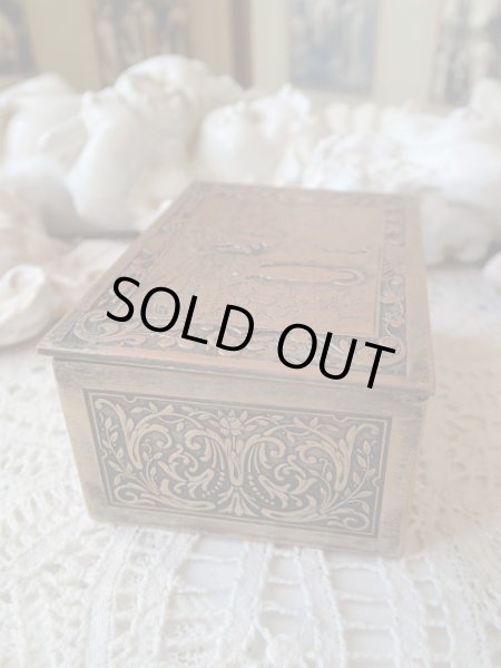 画像5: 【アールヌーヴォー植物文様装飾ルルドの聖母】【メタルボックス】【1858年】フランス・アンティーク＆ヴィンテージ品 (5)