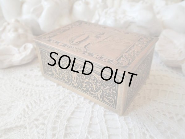 画像4: 【アールヌーヴォー植物文様装飾ルルドの聖母】【メタルボックス】【1858年】フランス・アンティーク＆ヴィンテージ品 (4)