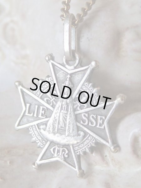 画像4: 【リエス＝ノートル＝ダム】【黒の聖母のメダイ】【マルタクロス型】フランス・アンティーク＆ヴィンテージメダイ (4)