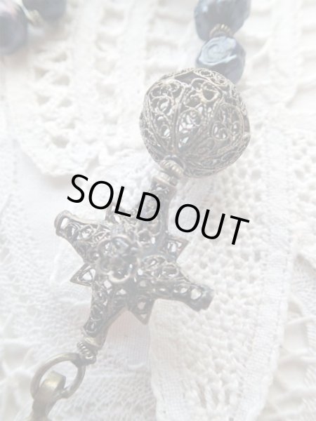 画像10: 【聖遺物が納められたフィリグリーロザリオ】【淡水ブラックパール】ドイツ・アンティーク＆ヴィンテージ聖品 (10)