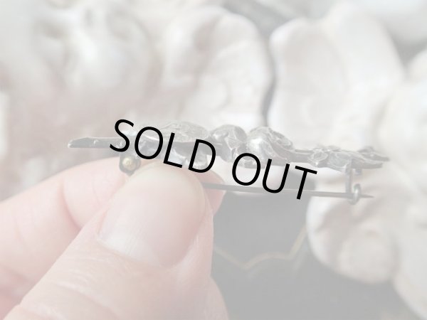 画像7: 【幼きイエスの聖テレーズ】【バラの束型レリーフブローチ】フランス・アンティーク＆ヴィンテージ聖品 (7)