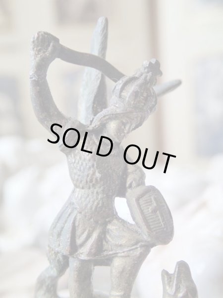 画像7: 【ドラゴンを踏みしだく大天使ミカエル】【ミニ聖像】フランス・アンティーク＆ヴィンテージ聖品 (7)