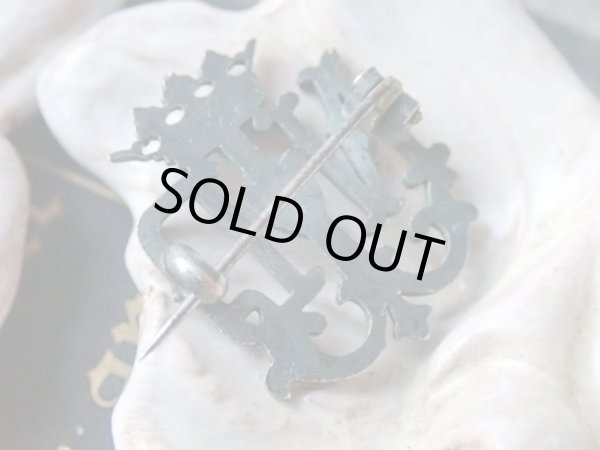 画像6: 【聖母モノグラムND透かし装飾ブローチ】フランス・アンティーク＆ヴィンテージ聖品 (6)