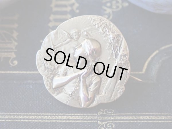 画像9: 【聖ジャンヌダルク】【ゴールドFIXブローチ】【カメオ・メダイ彫刻家L.O. Mattei作】フランス・アンティーク＆ヴィンテージ聖品 (9)