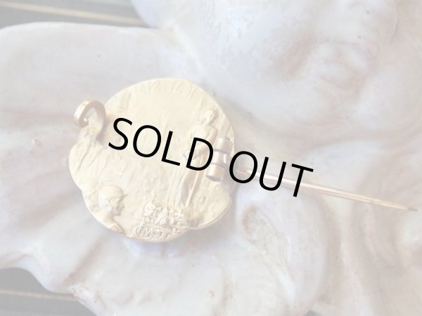 画像3: 【聖ジャンヌダルク】【ゴールドFIXブローチ】【カメオ・メダイ彫刻家L.O. Mattei作】フランス・アンティーク＆ヴィンテージ聖品 (3)