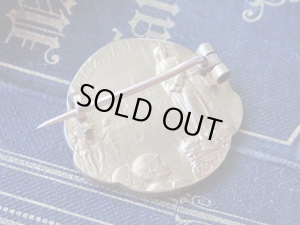 画像10: 【聖ジャンヌダルク】【ゴールドFIXブローチ】【カメオ・メダイ彫刻家L.O. Mattei作】フランス・アンティーク＆ヴィンテージ聖品 (10)