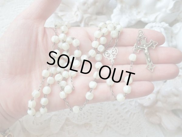 画像9: 【白蝶貝風乳白色ガラス珠】【透かしクロスフローリー】フランス・アンティーク＆ヴィンテージロザリオ (9)