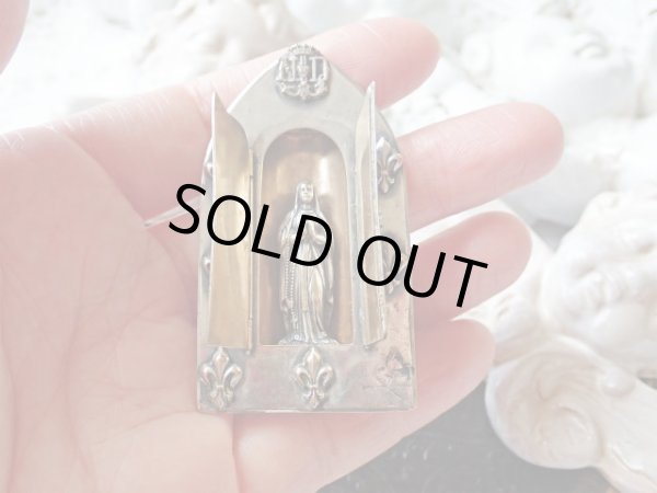 画像15: 【観音開き携帯用小祭壇】【フルールドリス文様ルルドの聖母】フランス・アンティーク＆ヴィンテージ聖品 (15)