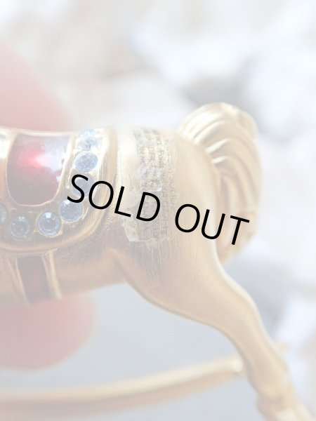 画像8: 【エスティローダークリスマス限定品】【練り香水ケース】【ロッキングホース型1998年】アメリカ・ヴィンテージ品 (8)