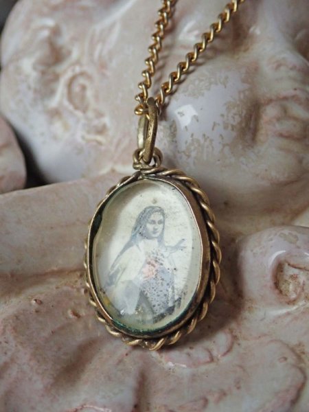 画像4: 【両面ガラス嵌め込みジェムメダイ】【ルルドの聖母】【聖テレーズ】フランス・アンティーク＆ヴィンテージメダイ (4)