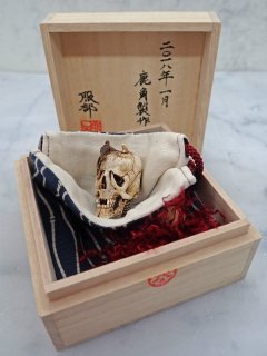 髑髏作家服部・髑髏根付提げ物その他彫刻作品