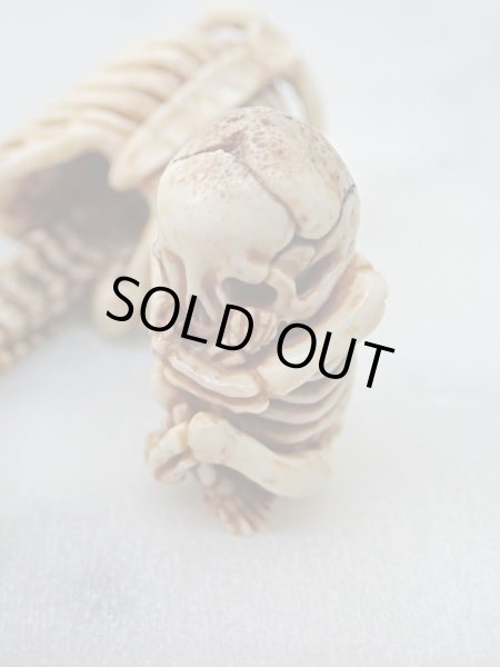 画像7: 母子骸骨彫刻【全生全帰】鹿角製 髑髏作家服部・髑髏根付・提げ物・彫刻・その他髑髏作品 (7)