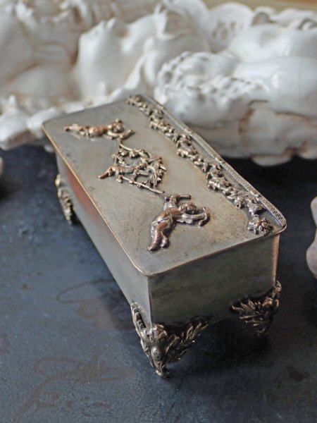 画像8: 【天使とガーランド装飾のジュエリーボックス】【二人の天使とキューピッド】フランス・アンティーク＆ヴィンテージ品 (8)