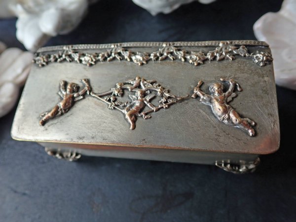 画像4: 【天使とガーランド装飾のジュエリーボックス】【二人の天使とキューピッド】フランス・アンティーク＆ヴィンテージ品 (4)