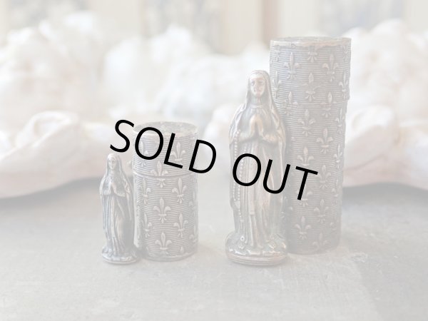 大サイズとの比較（右は　https://labarum.ocnk.net/product/2799）