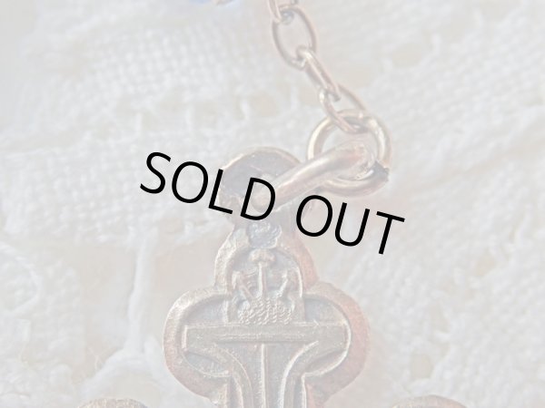 画像9: 【ブルーカットガラス珠一部花座付】【パーツは全てシルバー製ロザリオ小】【キリストアトリビュートクロス】フランス・アンティーク＆ヴィンテージロザリオ (9)