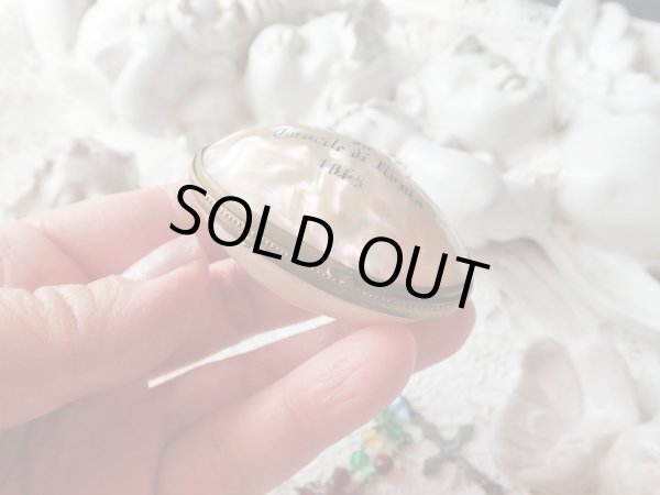 画像8: 【1869年シェル製オルモル枠ロザリオケース】【聖セシリア】【5大陸のロザリオとセット】フランス・アンティーク＆ヴィンテージ品 (8)