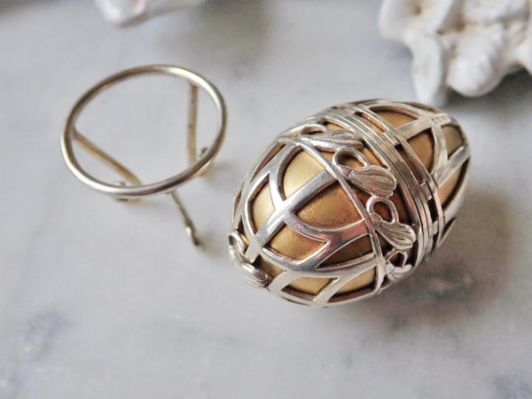 画像8: 【1978年】【透かし枠はめ込み2層構造226/500】【SV925×K24GP】【セント・ジェームス・ハウス・カンパニー】イギリス・ヴィンテージイースターエッグ (8)