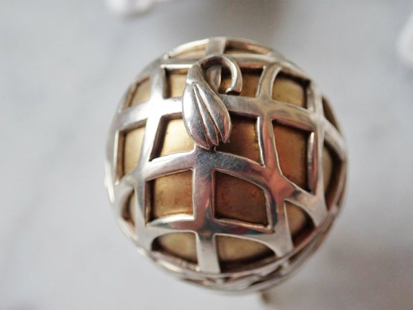 画像6: 【1978年】【透かし枠はめ込み2層構造226/500】【SV925×K24GP】【セント・ジェームス・ハウス・カンパニー】イギリス・ヴィンテージイースターエッグ (6)