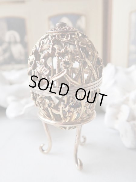 画像4: 【ディーラー私物放出品】【1980年】【水仙透かし細工71/500】【SV925×K24GP】【セント・ジェームス・ハウス・カンパニー】イギリス・ヴィンテージイースターエッグ (4)