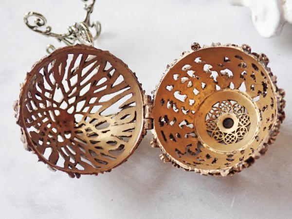 画像8: 【1988年】【スノードロップ透かし細工274/500】【SV925×K24GP】【セント・ジェームス・ハウス・カンパニー】イギリス・ヴィンテージイースターエッグ (8)