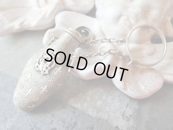 画像10: 【19世紀末】【Notre-Dame de Reims頭文字とフルールドリス文様の香水瓶】フランス・アンティーク＆ヴィンテージ品 (10)