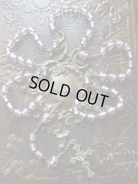 画像2: 【花座付ライトアメジストカラーカットガラス大珠ロザリオ】【総シルバーパーツ】フランス・アンティーク＆ヴィンテージロザリオ (2)