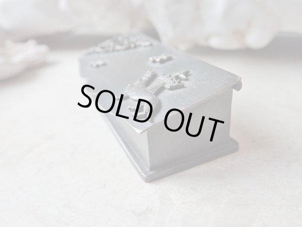 画像8: 【アンヌ・ド・ブルターニュ紋章エルミーヌと百合紋】【スタンプボックス】フランス・アンティーク＆ヴィンテージ品 (8)