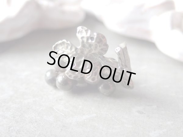 画像4: 【イタリア製ヴィンテージシルバー800ミニチュア葡萄B】【聖餐のシンボル】【粒が可動タイプ】イタリア・アンティーク＆ヴィンテージ品 (4)