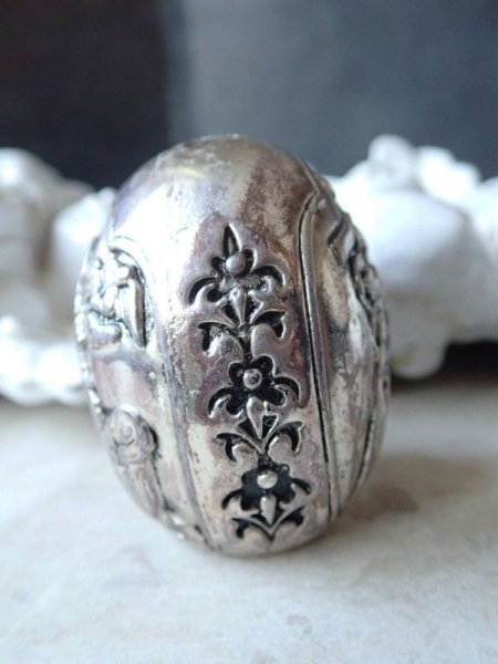 画像4: 【ファインシルバー（SV999）製イースターエッグ】【十字架の道行き第十三留/第十五留】イギリス・アンティーク＆ヴィンテージ品 (4)