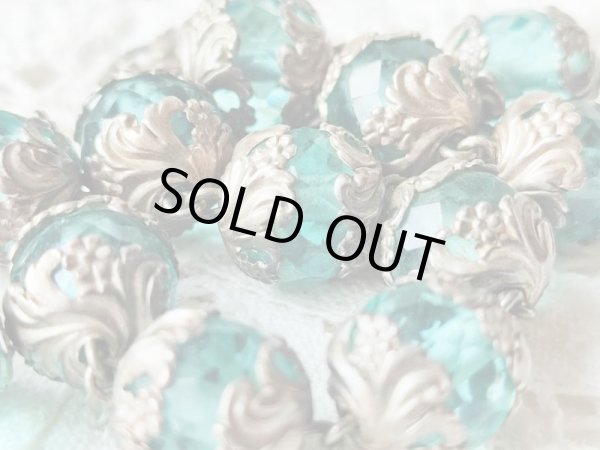 画像12: 【大粒アクアマリン色カットガラス珠の1連ロザリオブレスレット】【1900年代初頭】【総シルバーパーツ＆総花座付珠】フランス・アンティーク＆ヴィンテージロザリオ (12)